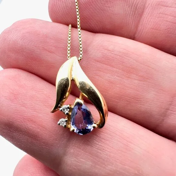 10K Yellow Gold Purple Tanzanite Diamond Pendant 18 Inch Necklace 2.6 Grams